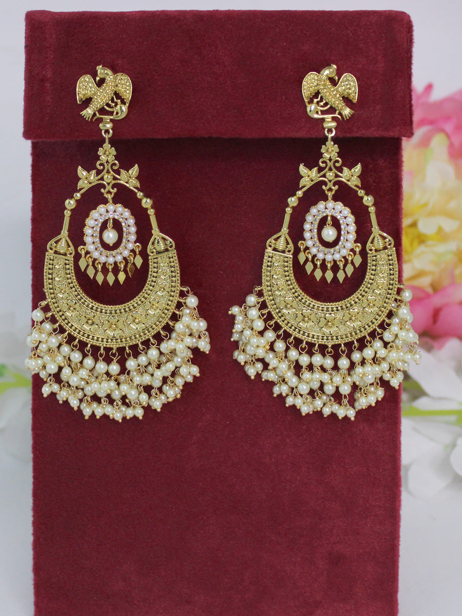 Gold Plated Pink Kundan Earrings Tika Set BY PUNJABI TRADITIONAL JEWELLERY  Make … | Bridal jewellery earrings, Indian jewellery design earrings,  Traditional jewelry